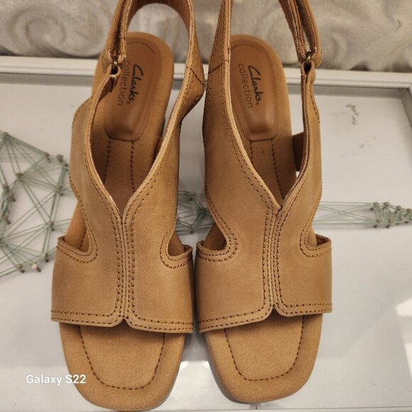 Clarks Kyarra Aster Wedge Sandals. Leather. NIB. Size 8.5 Wide - Picture 3 of 10